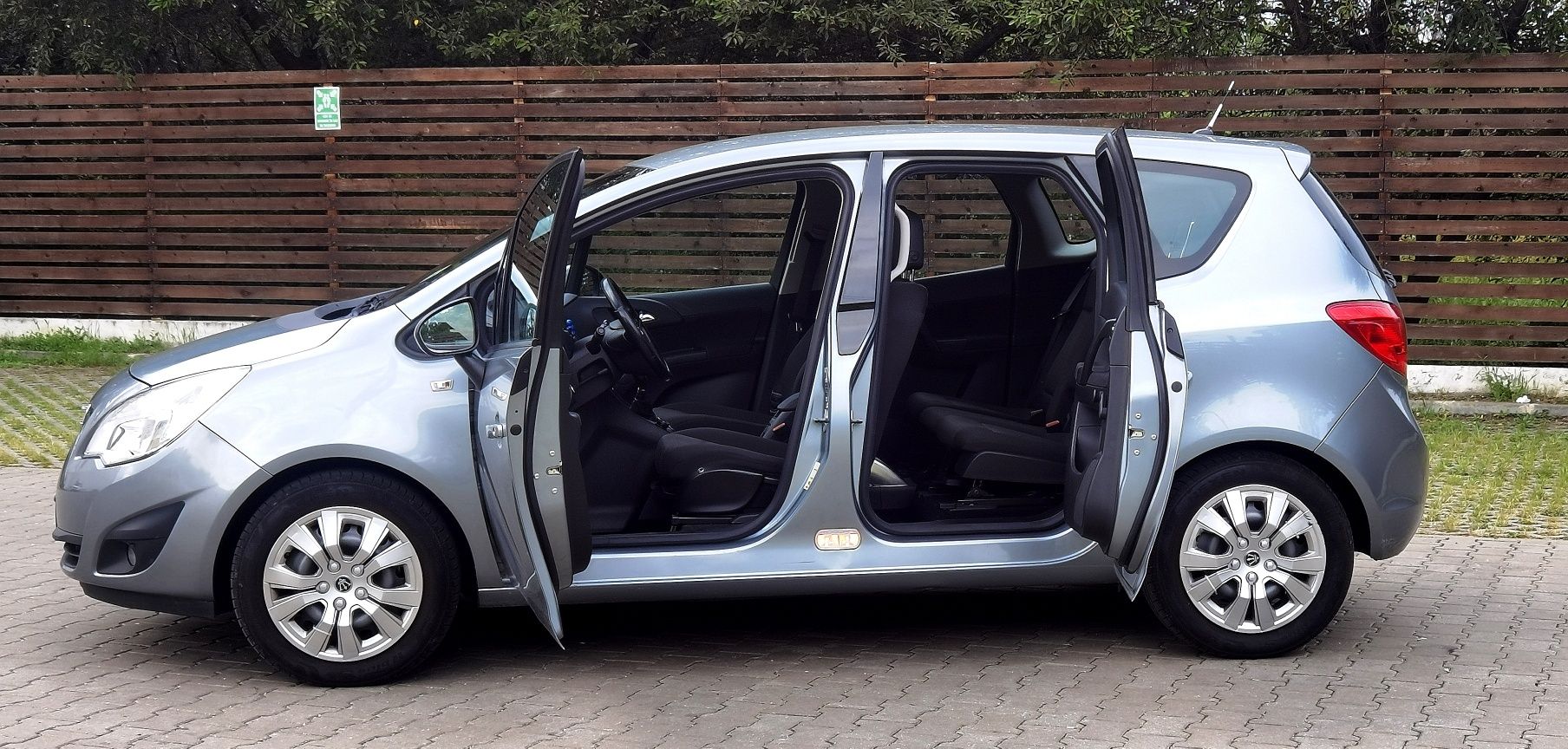 Opel Meriva-B 1.4Turbo Benzină 140 CP model 2012 Proprietar