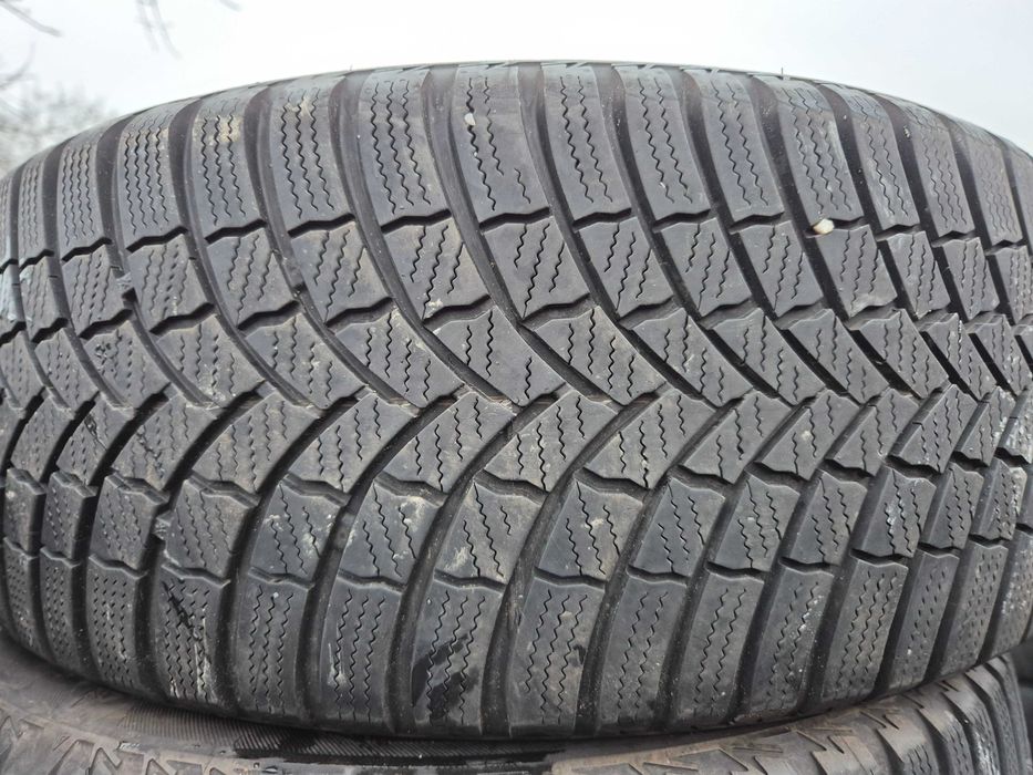 4 Anvelope de IARNA - 225/50/17 - BRIDGESTONE - STARE F BUNA DOT 2018