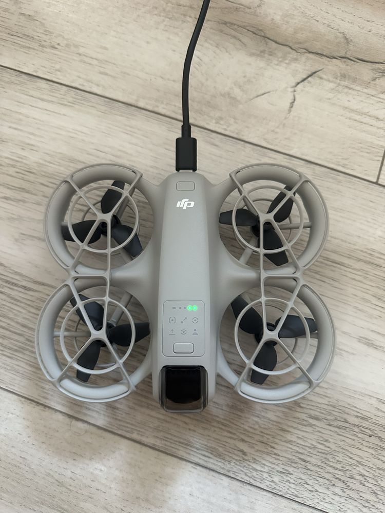 Drona dji neo cu dji googles n3, motion controller 3, dji remote n3