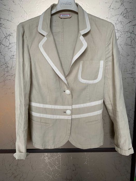 Продавам сако MaxMara