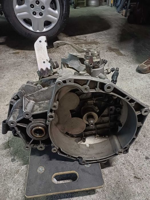 Ръчна скоростна кутия за Опел Сигнум