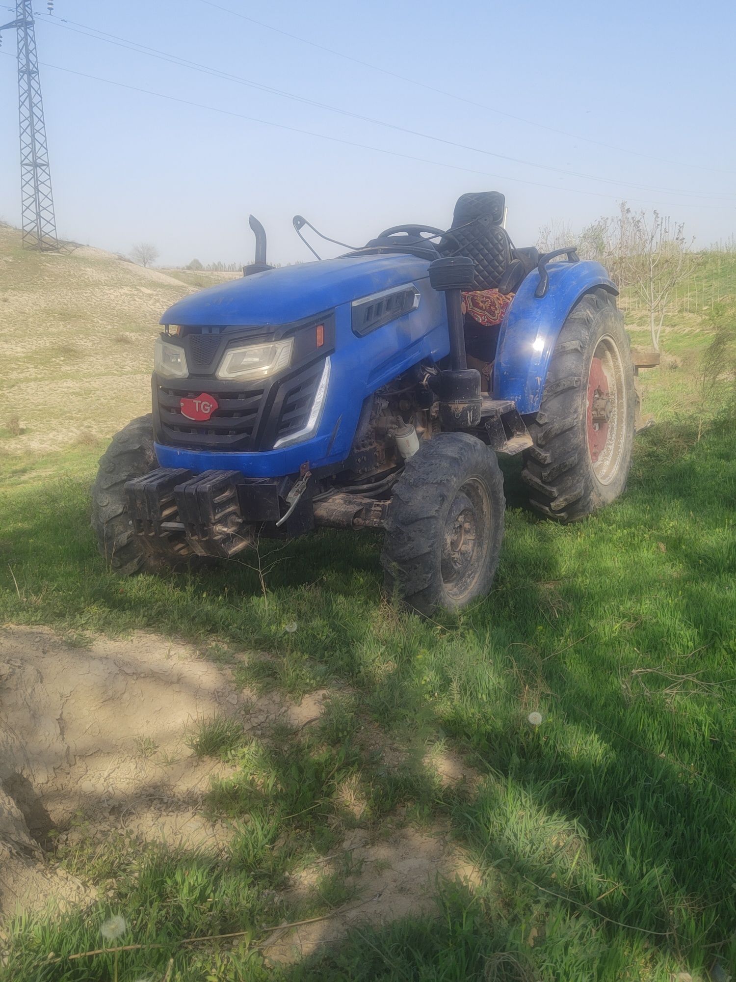 Mini traktor stg 604