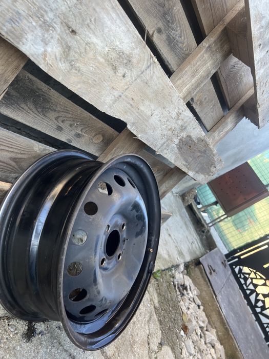 Jante Dacia Logan Tabla r15