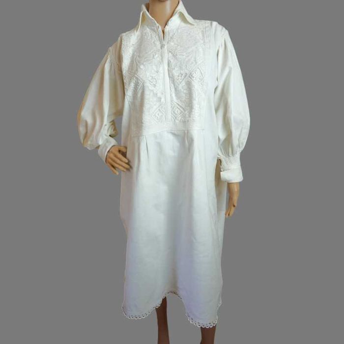 Camasa traditionala veche din Banat lucrata manual masura M