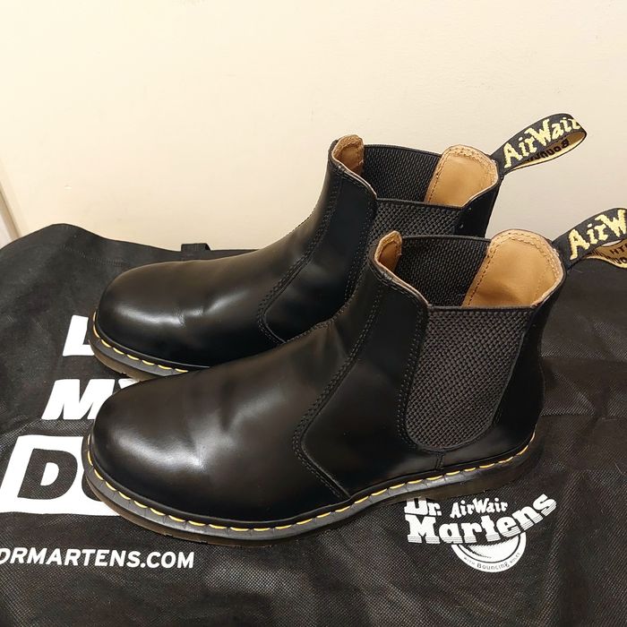 Dr. Martens черни боти (модел Chelsea) от натурална кожа