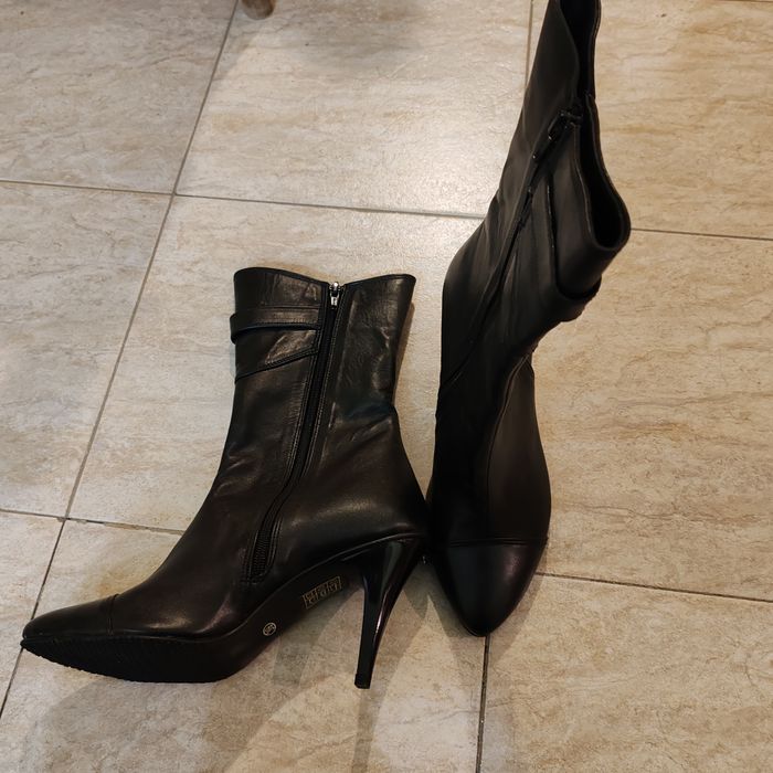 Дамски боти, естествена кожа, 39 номер