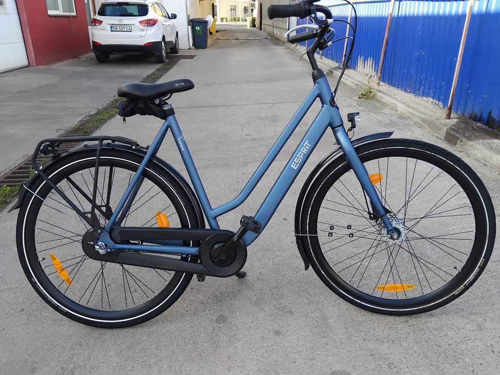 Vând bicicleta gazele din aluminiu pentru damă