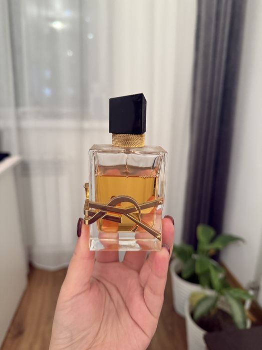 Парфюм Yves Saint Laurent