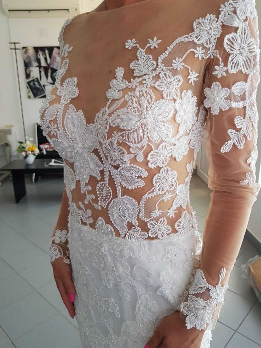 Vând rochie de mireasă