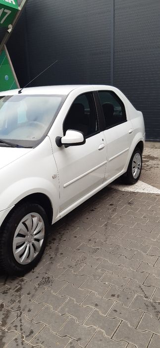 Logan laureatte, 1.2 16v benzina  ,2011,AC,EURO5, perfecta  stare, itp