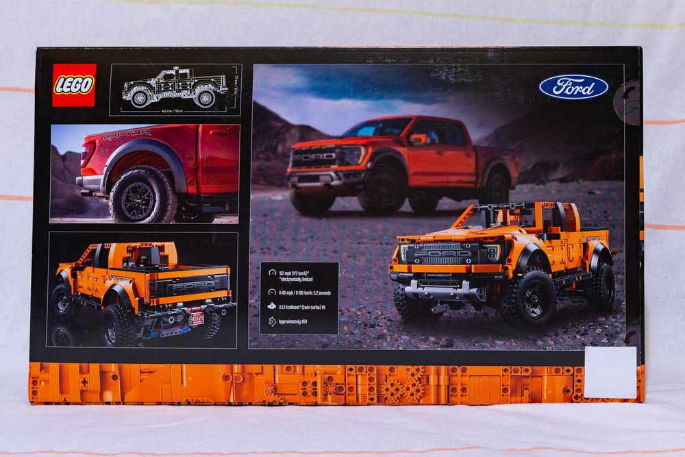LEGO Technic 42126 - Ford F-150 Raptor [Sigilat]