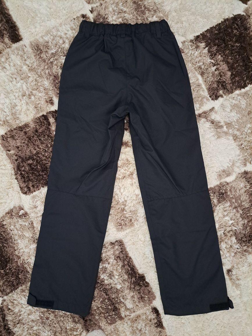 Pantalon Reima mărime 152 cm