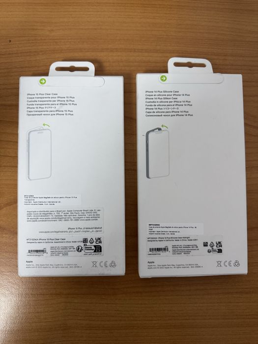 Husa originala iPhone 14 plus/15 plus magsafe clear case si negru
