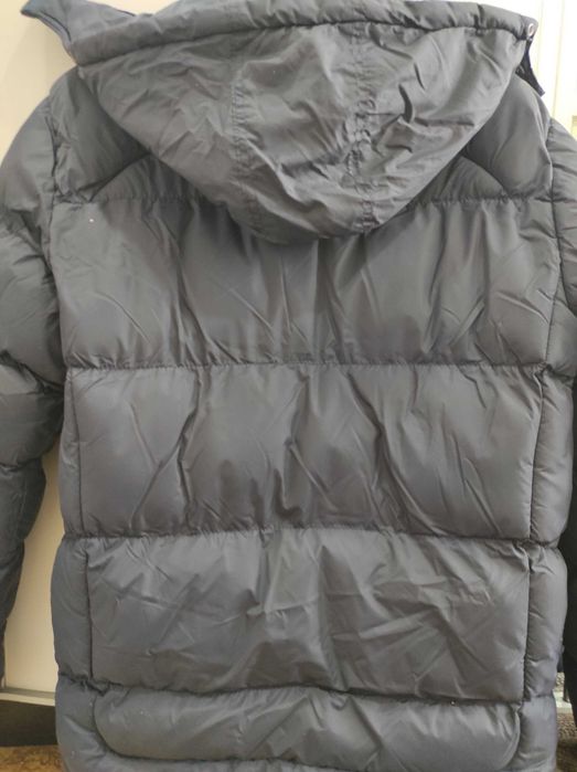 Продаю Мужскую Зимнюю Куртку б/у