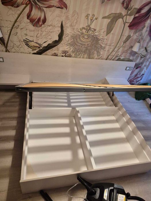 Легло с подматрачна рамка 160/190