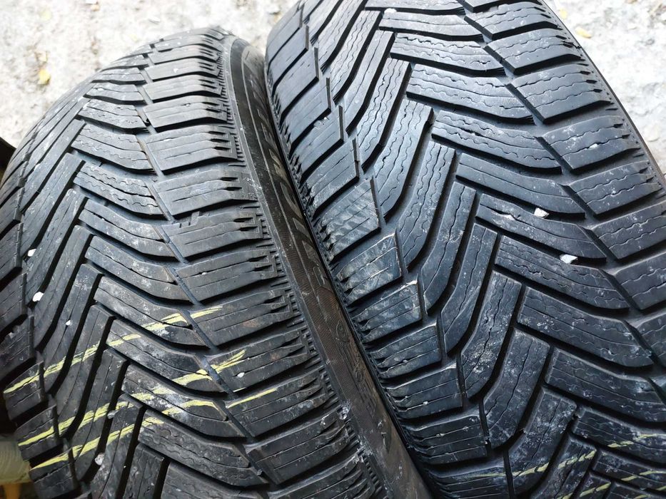 2бр.зимни гуми MICHELIN 215/60/17 96H DOT 2422
