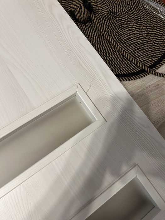 Usa baie frasin cu defect estetic