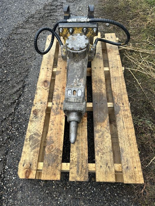 Picon atlas copco sb 152,Cupă de taluz ,cupa30 senilă miniexcavator