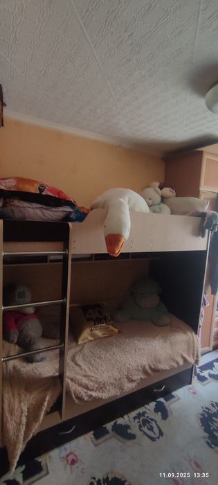 Продам двухъярусную кровать