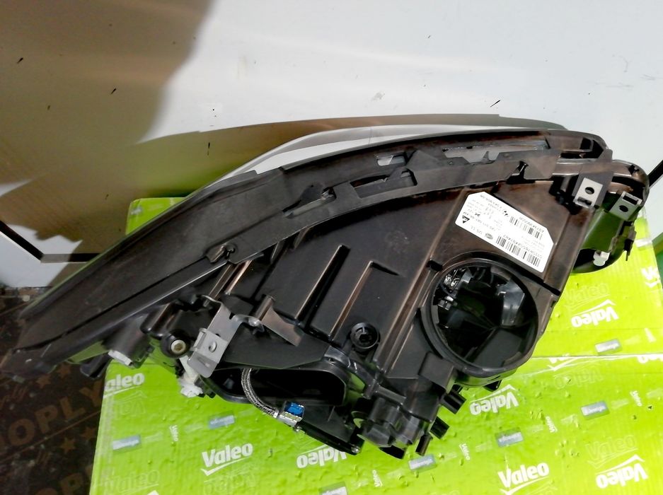 Фар фарове за BMW F10 F11 M5 / БМВ 5 Ф10 Ф11 Dynamic Xenon Lci USA.