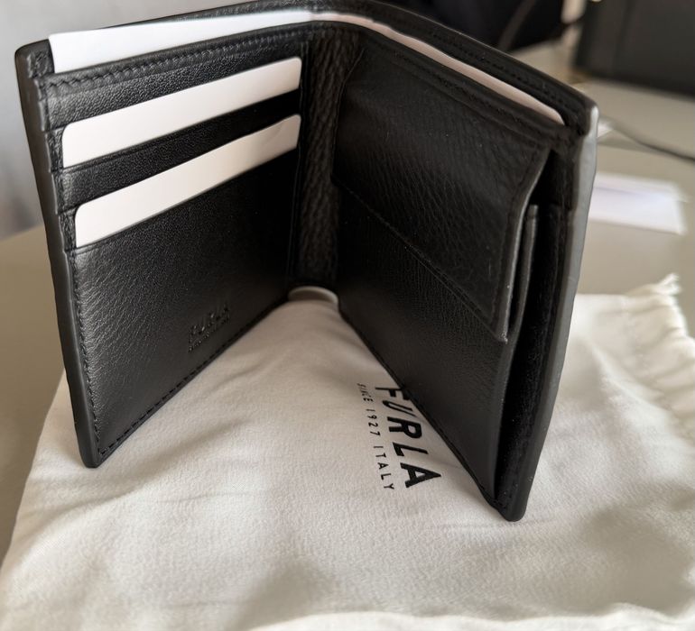 Furla man портфейл