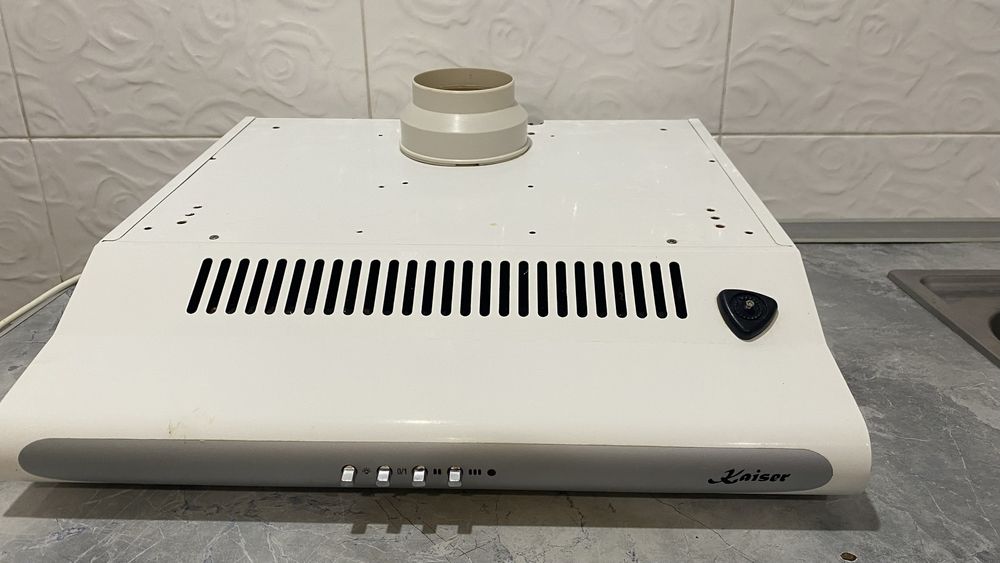 Вытяжка для кухни Kaiser