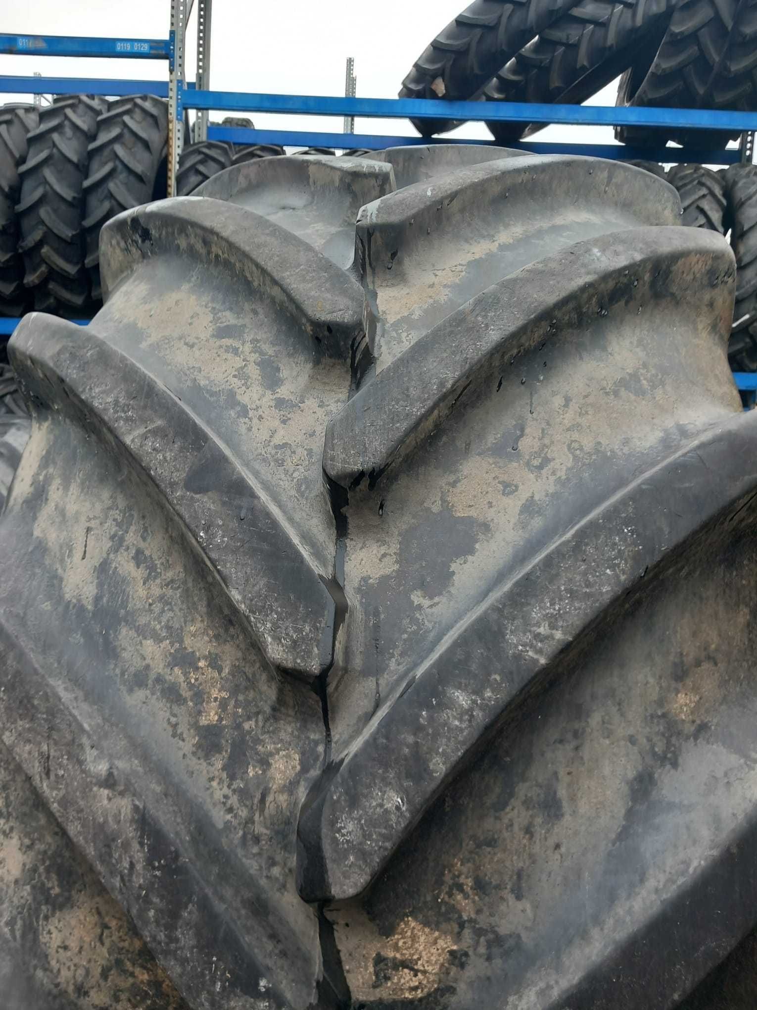 Anvelopa 900/60r38 Michelin combina Claas,tractor John Deer  pr Sh!