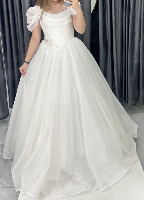 Продаю новое Свадебное платье