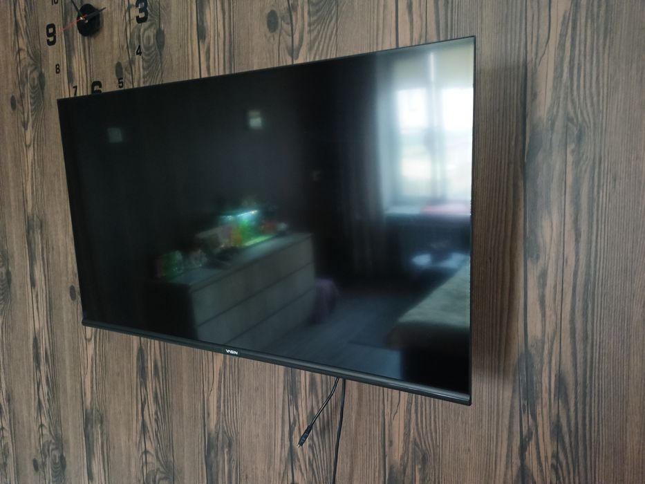 Продам смарт телевизор