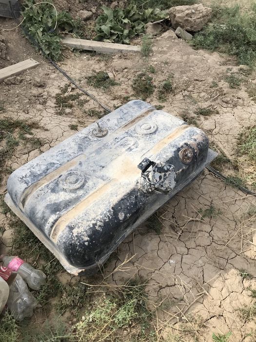 Топливный бак на зил