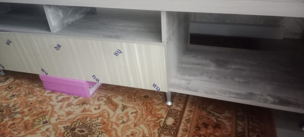 Горка в гостиную новая