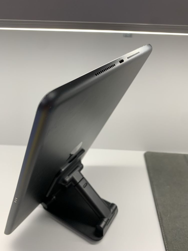 Apple iPad 7th Generation