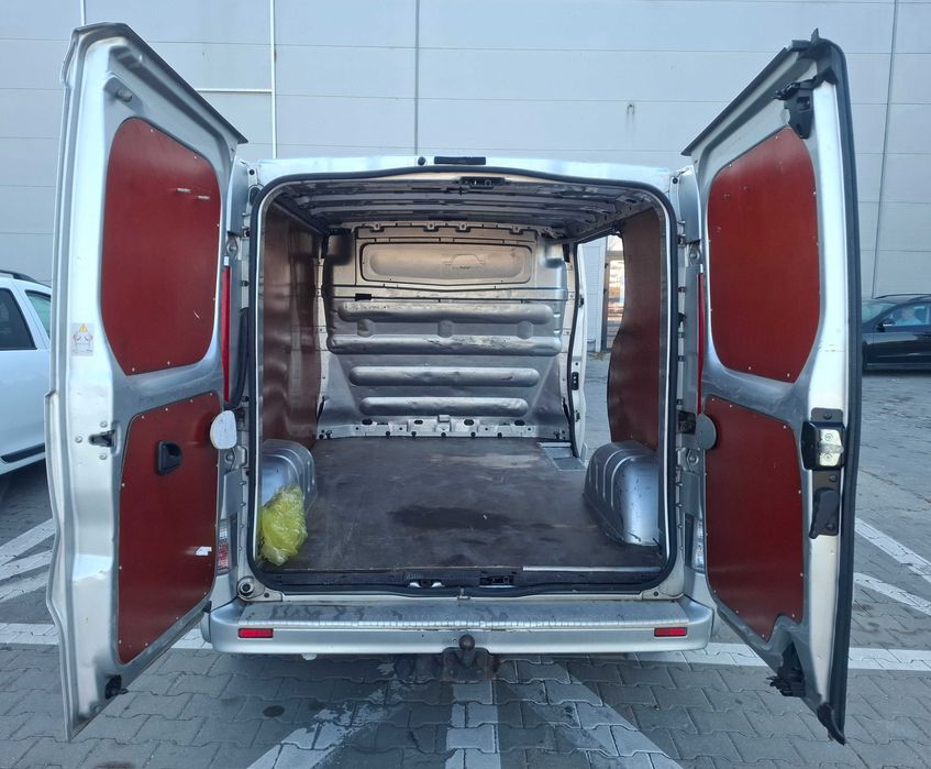 Opel Vivaro  2.0 CDTI - 3 locuri - înscrisă RO
