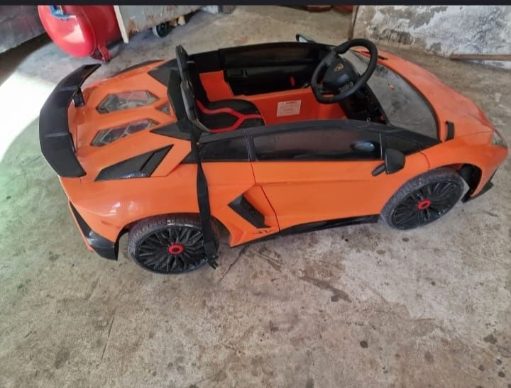 Masina electrica Lamborghini copiii