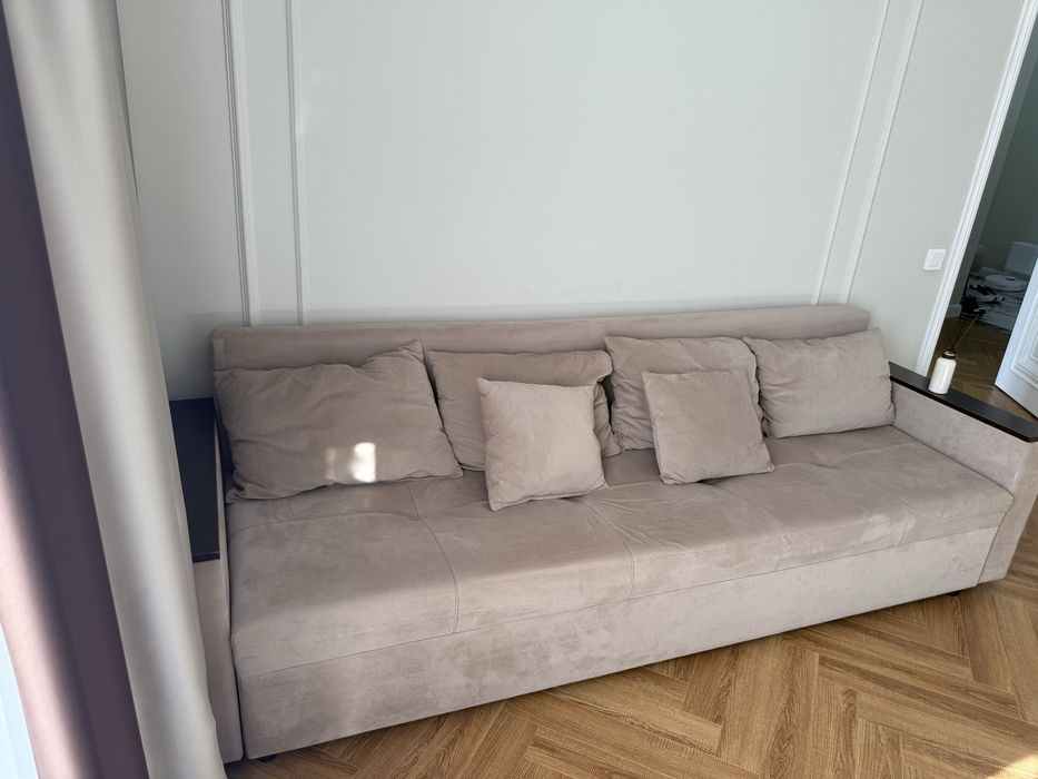 Диван в хорошем состоянии