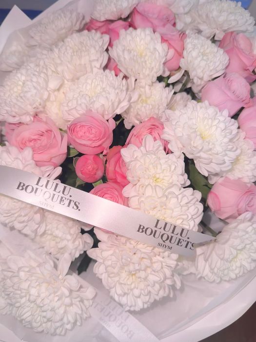 Средний букет цветов