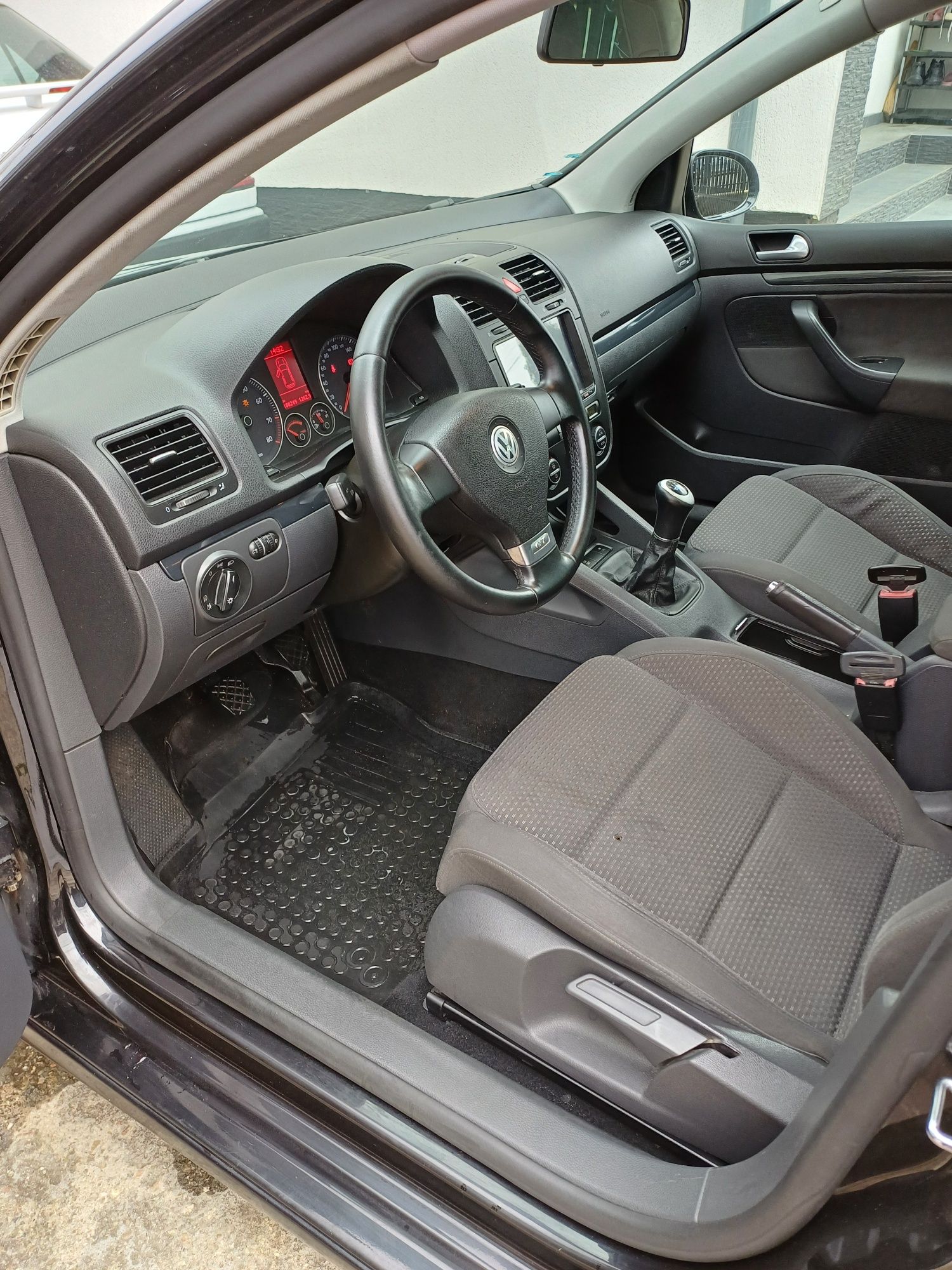 Volkswagen Golf 200cp TSI ACCEPT VARIANTE CREDIT PE LOC fara avans