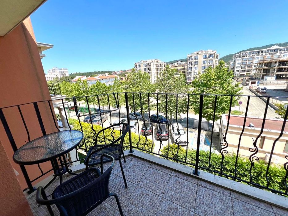 Продава се Двустаен апартамент в Свети Влас - 56 кв.м за 2018 €/кв.м - Снимка #4