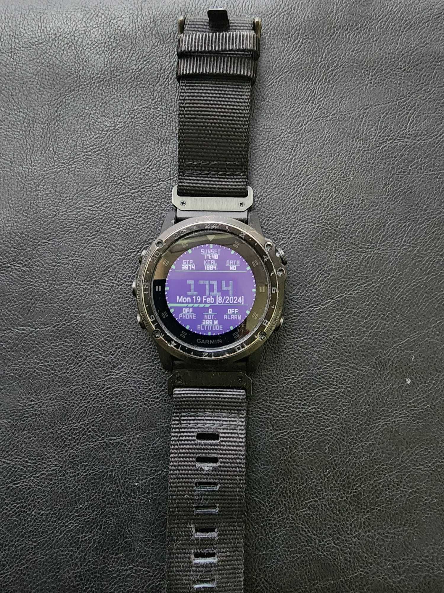 Ceas military smartwatch Garmin Tactix Charlie