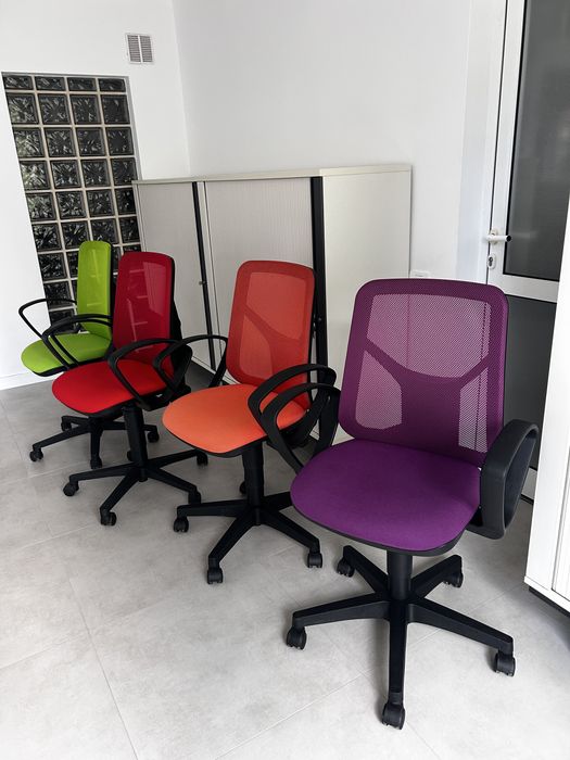 Scaun birou textil si metal