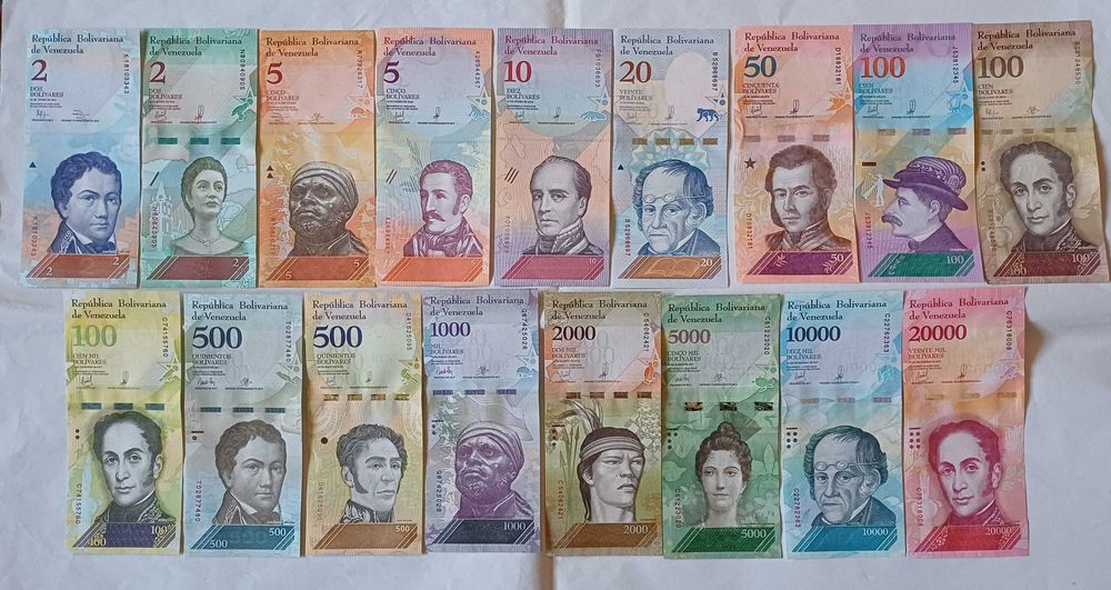 Album colecție și lot bancnote necirculate