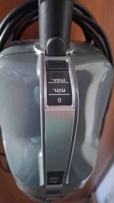 Aspirator Miele Swing H1