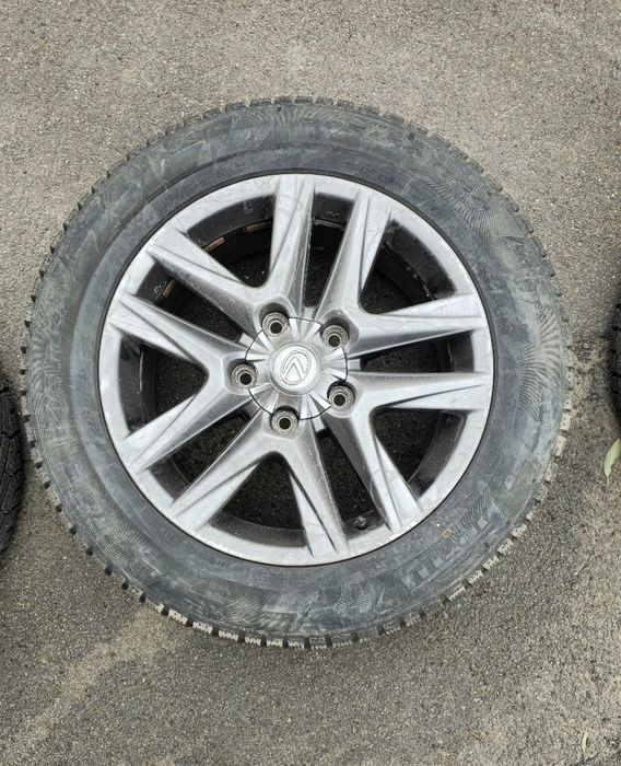 Диски от Lexus LX570 комплект 4шт с зимней резиной 285/50/20