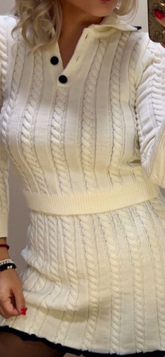 Compleu 2 piese costum tricot nou marimea S Alb. Trendyol.