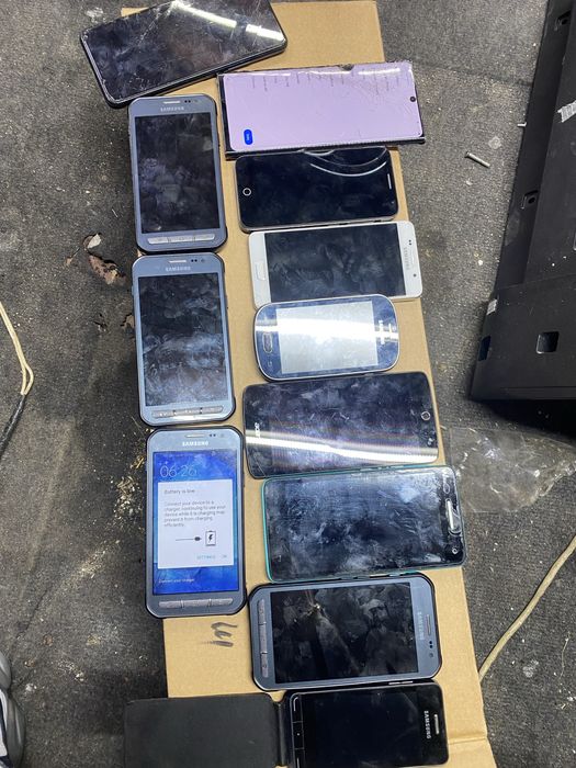 Lot telefoane Samsung/Xiaomi