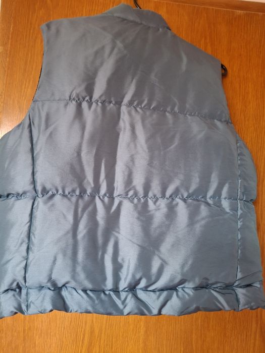 Дамски пухен елек GAP