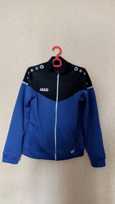 Спортивка Жако, Jako sportivka