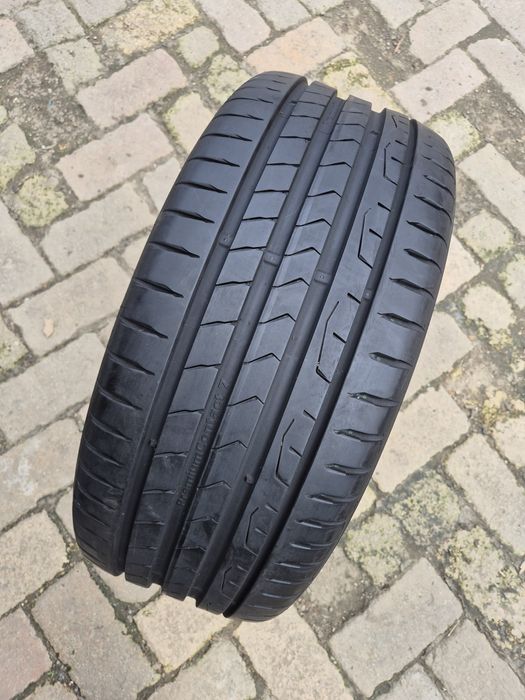 O bucată 245/45 R18 vară - una Continental Michelin