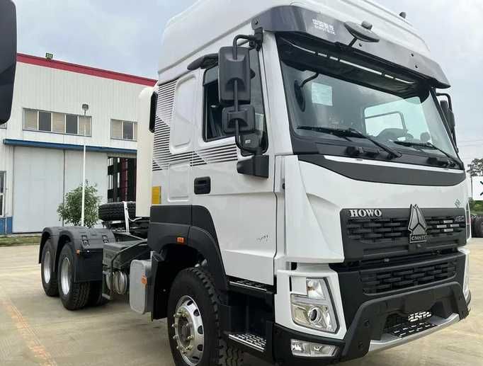 Газовый тягач HOWO V7 X 6x4 CNG 2023 йил янги