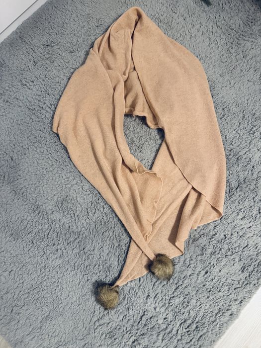 Fular somon cu ciucuri